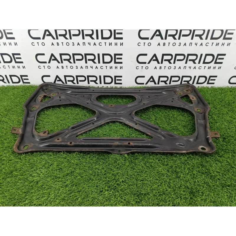 Распорка переднего подрамника (подвеска) AUDI A6 C7 2011 2.0 tdi 4h0399345m