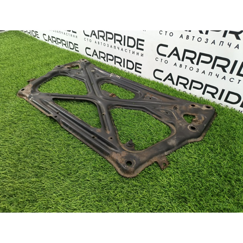 Распорка переднего подрамника (подвеска) AUDI A6 C7 2011 2.0 tdi 4h0399345m