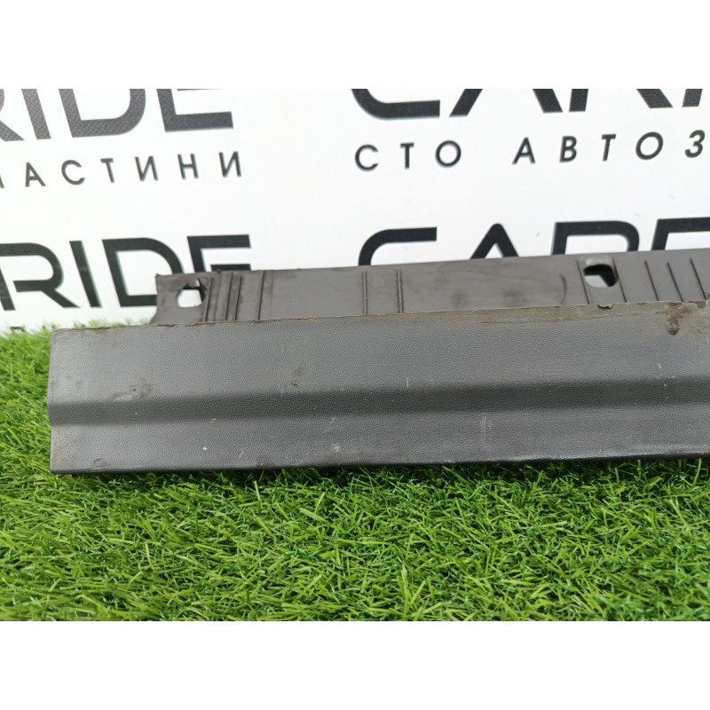 Накладка на порог (кузов и элементы) Chevrolet Captiva C140 2011 2.2 D (z22d1) 96804212