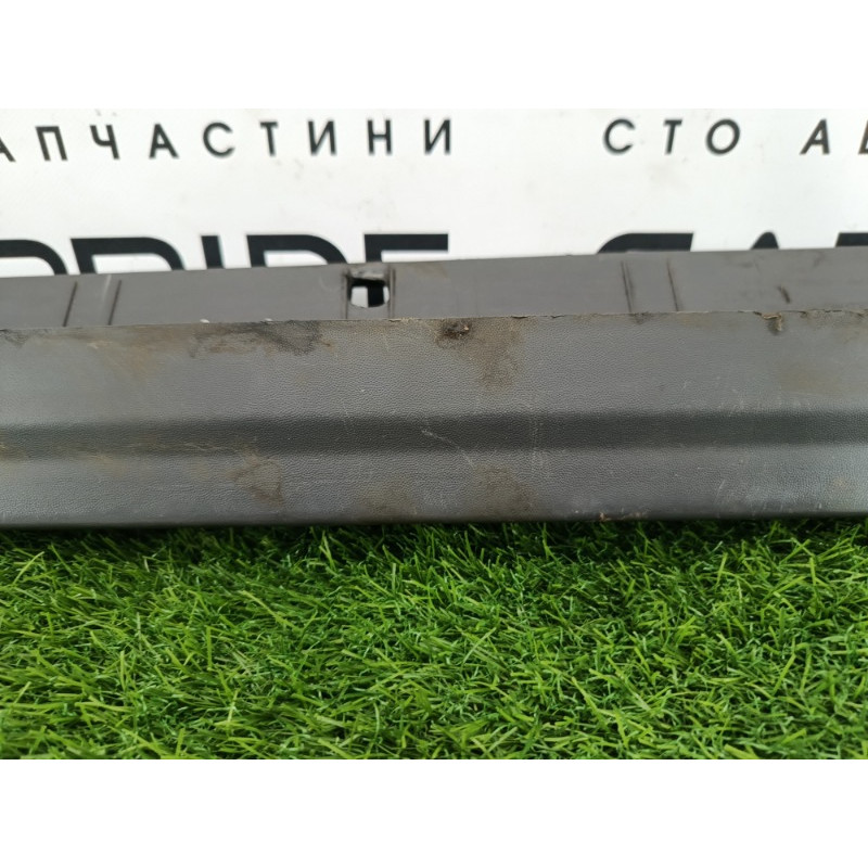 Накладка на порог (кузов и элементы) Chevrolet Captiva C140 2011 2.2 D (z22d1) 96804212