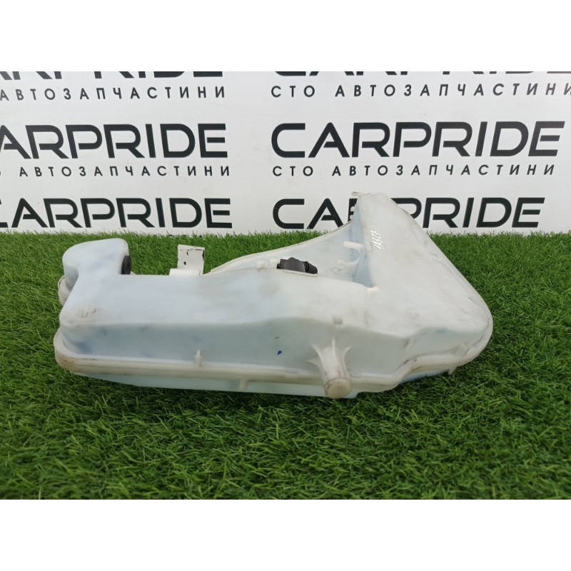 Бачок омывателя (кузов и элементы) AUDI A6 C7 2011 2.0 tdi 4g8955451c