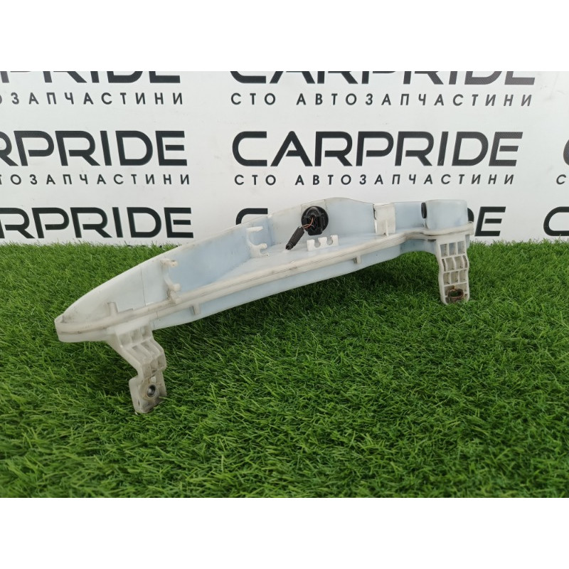 Бачок омывателя (кузов и элементы) AUDI A6 C7 2011 2.0 tdi 4g8955451c