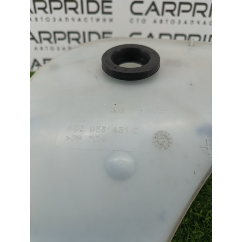 Бачок омывателя (кузов и элементы) AUDI A6 C7 2011 2.0 tdi 4g8955451c