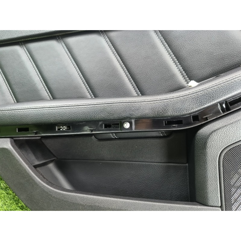 Дверная карта (салон) Mercedes-Benz E-class w212 2013 2.2 CDI A 212 730 67 70 9J71