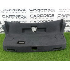 Обшивка крышки багажника