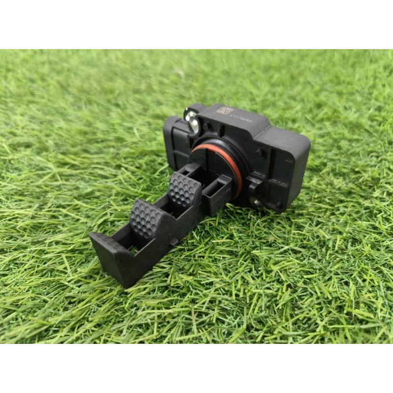 Датчик массового расхода воздуха (электрика двигателя) Chevrolet Captiva C140 2011 2.2 D (z22d1) 10393949