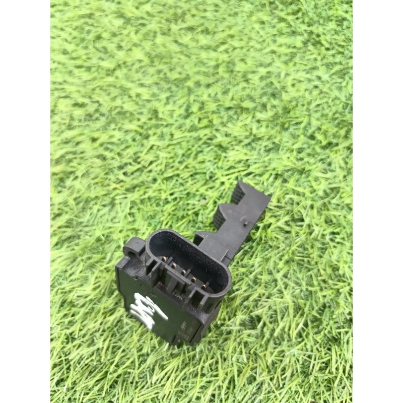 Датчик массового расхода воздуха (электрика двигателя) Chevrolet Captiva C140 2011 2.2 D (z22d1) 10393949