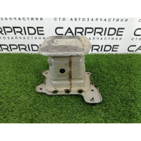 Кронштейн посилювача бампера