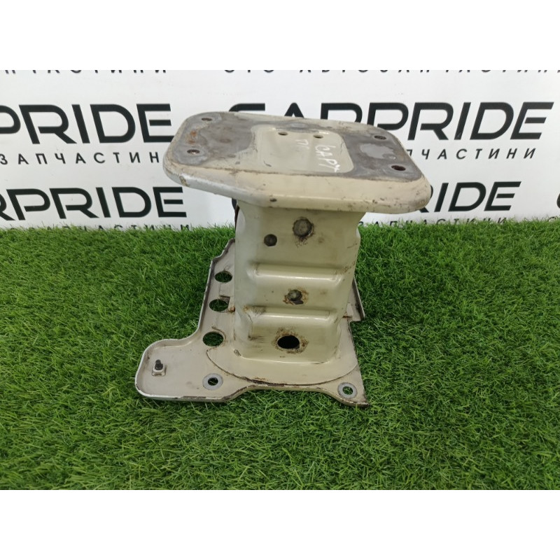 Кронштейн усилителя бампера (стекла и зеркала) Chevrolet Captiva C140 2011 2.2 D (z22d1) 94551355