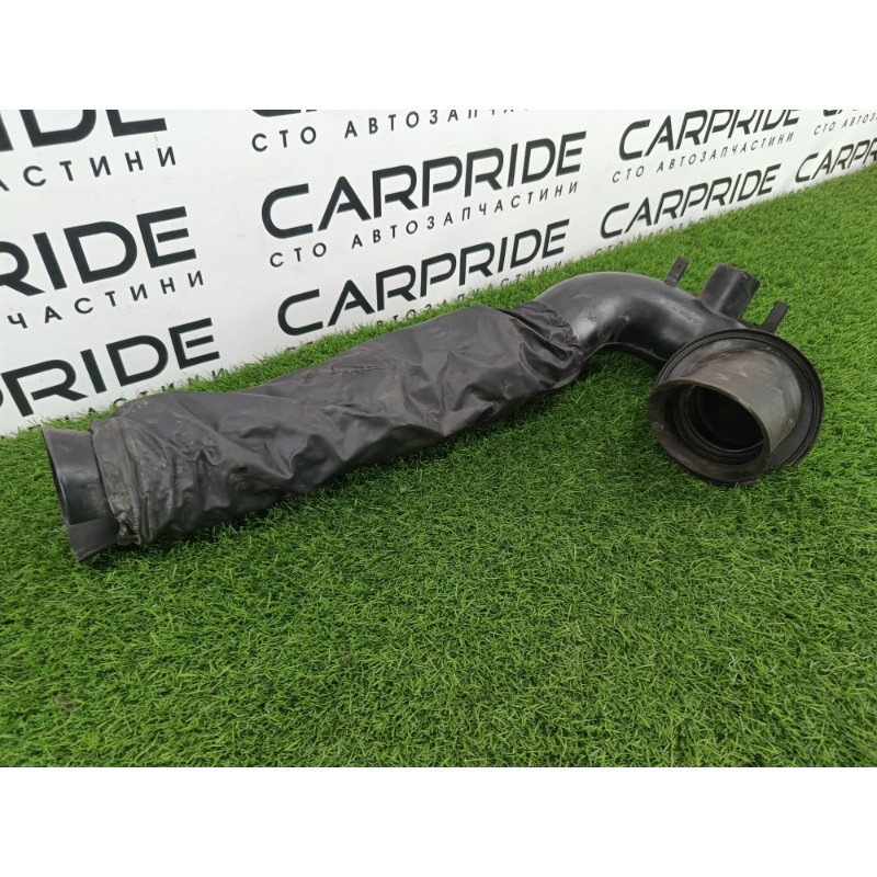 Патрубок воздушного фильтра (впускная система) Chevrolet Captiva C140 2011 2.2 D (z22d1) 20792675