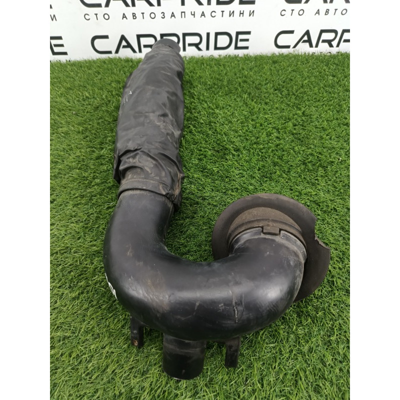 Патрубок воздушного фильтра (впускная система) Chevrolet Captiva C140 2011 2.2 D (z22d1) 20792675