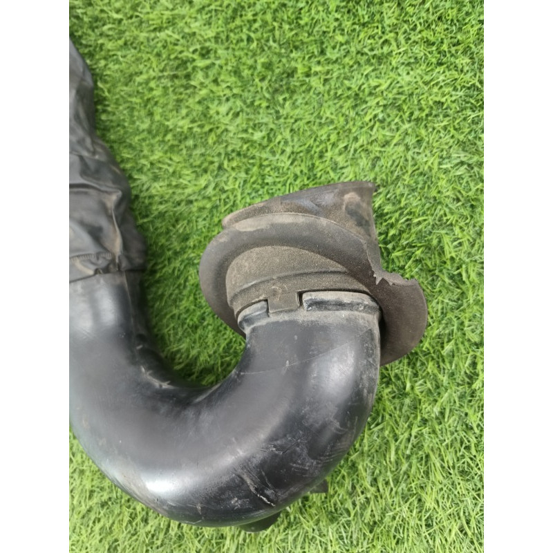 Патрубок воздушного фильтра (впускная система) Chevrolet Captiva C140 2011 2.2 D (z22d1) 20792675