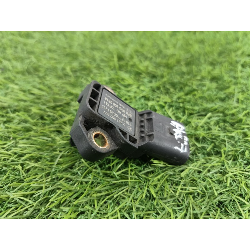 Датчик давления воздуха (электрика / датчики) AUDI A6 C7 2011 2.0 tdi 03G906051E