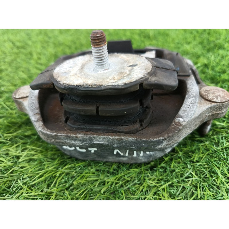 Подушка КПП (трансмиссия) AUDI A6 C7 2011 2.0 tdi 8k0399151