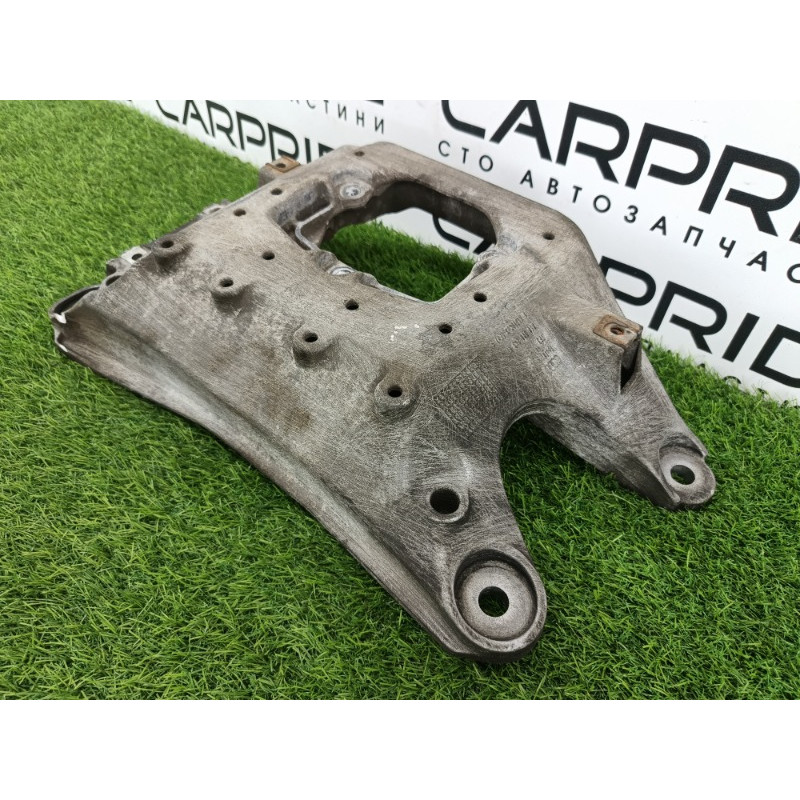 Траверса (трансмиссия) AUDI A6 C7 2011 2.0 tdi 8K0399263AT