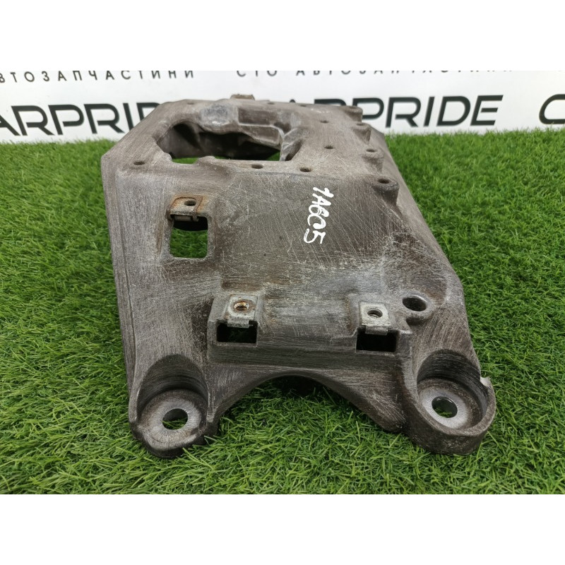 Траверса (трансмиссия) AUDI A6 C7 2011 2.0 tdi 8K0399263AT