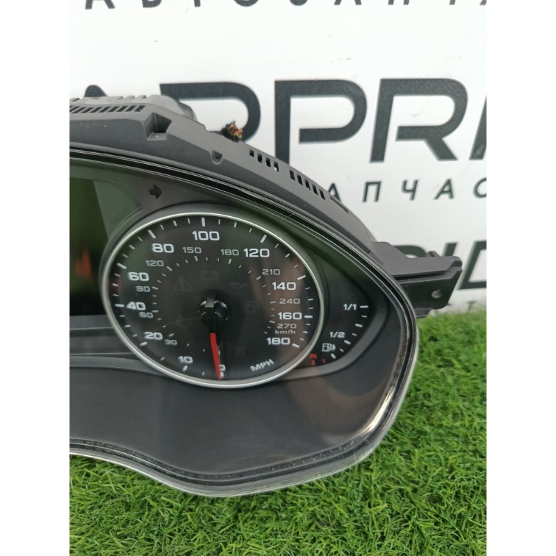 Панель приладів (салон) AUDI A6 C7 2011 2.0 tdi 4G8920950D