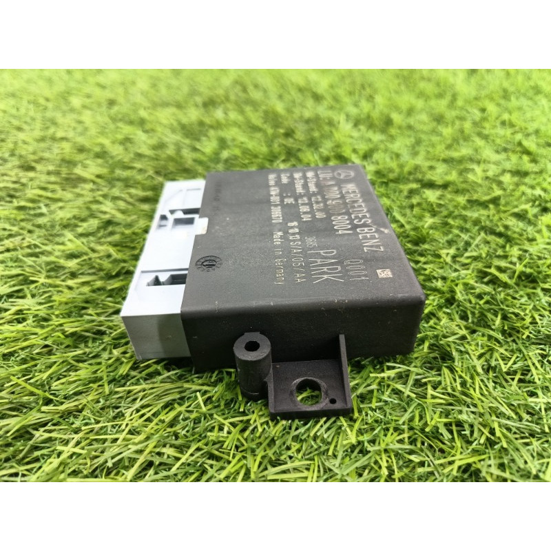 Блок управления парковки (электрика / блок управления) Mercedes-Benz E-class w212 2013 2.2 CDI a0009008004