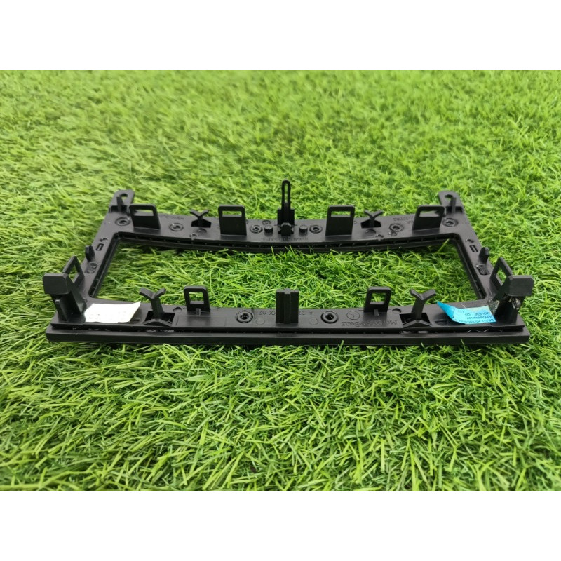 Декоративная накладка торпедо (салон) Mercedes-Benz E-class w212 2013 2.2 CDI a2126802407