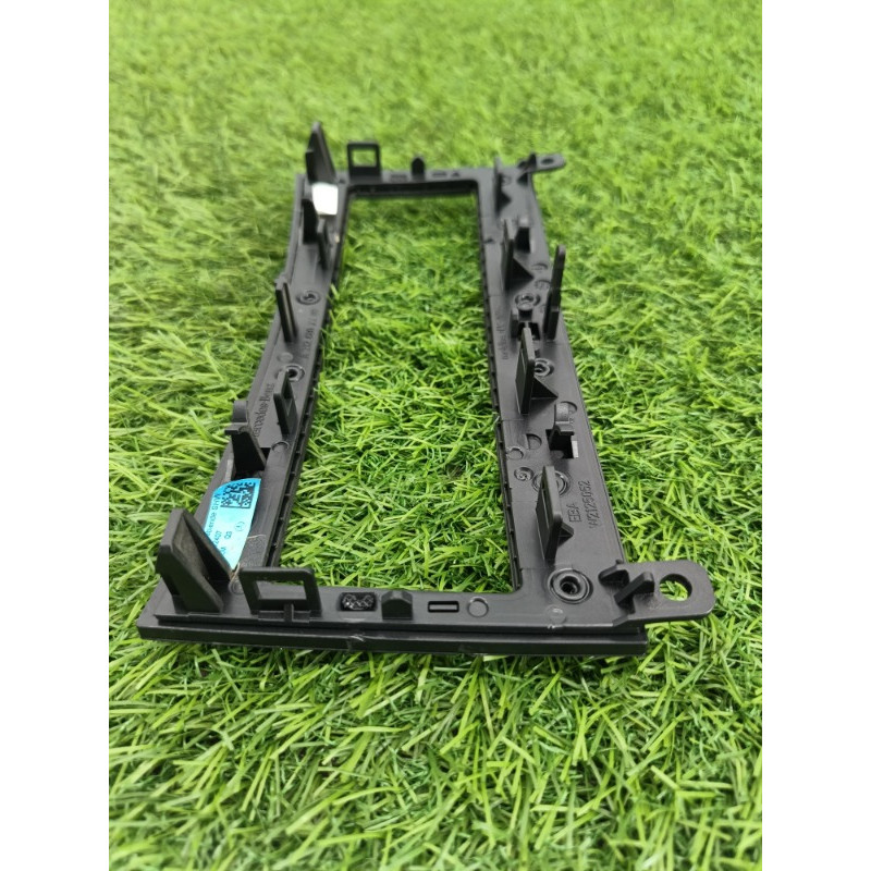 Декоративная накладка торпедо (салон) Mercedes-Benz E-class w212 2013 2.2 CDI a2126802407