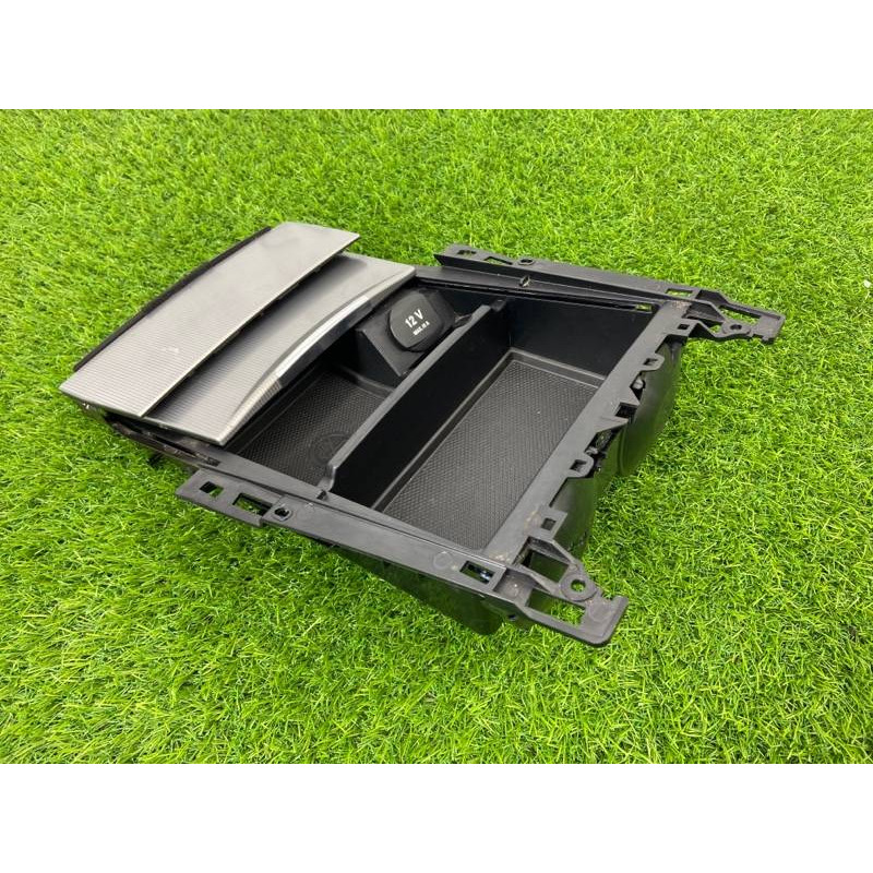 Бардачок центральной консоли (салон) Mercedes-Benz E-class w212 2013 2.2 CDI a2126809750