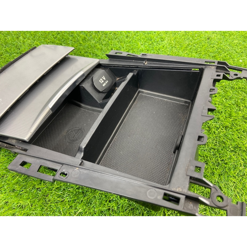 Бардачок центральной консоли (салон) Mercedes-Benz E-class w212 2013 2.2 CDI a2126809750