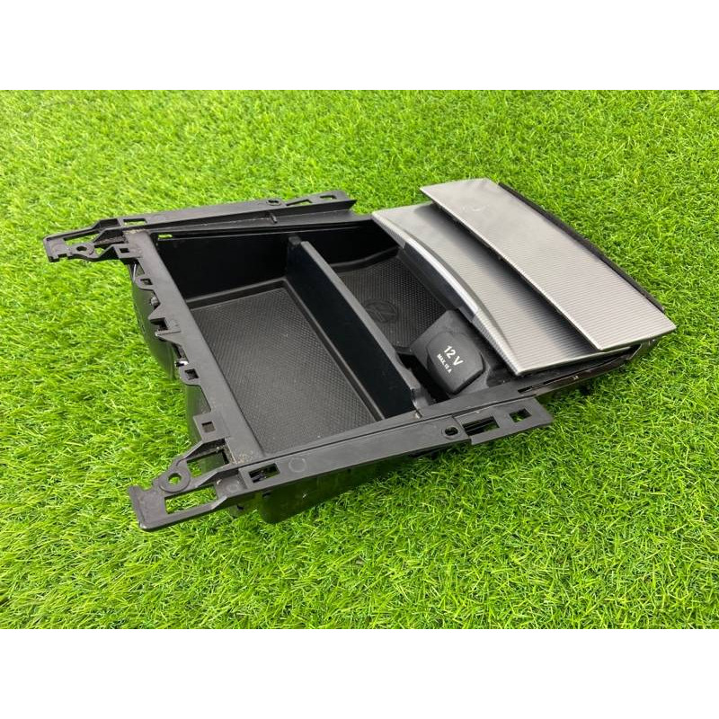 Бардачок центральной консоли (салон) Mercedes-Benz E-class w212 2013 2.2 CDI a2126809750