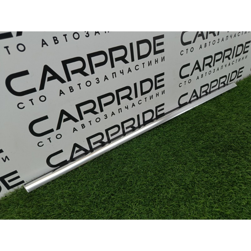 Молдинг стекла (кузов и элементы) Mercedes-Benz E-class w212 2013 2.2 CDI