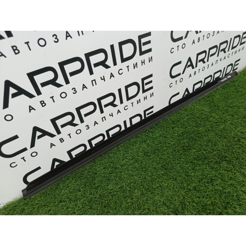 Молдинг стекла (кузов и элементы) Mercedes-Benz E-class w212 2013 2.2 CDI