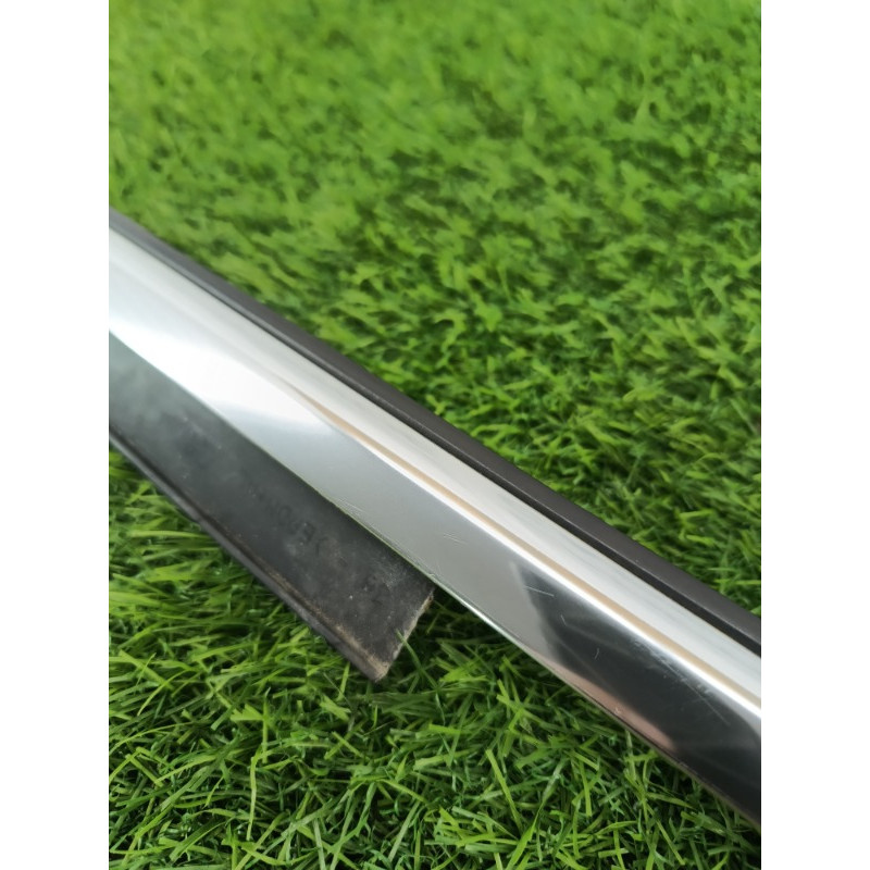 Молдинг стекла (кузов и элементы) AUDI A6 C7 2011 2.0 tdi 4q0853763