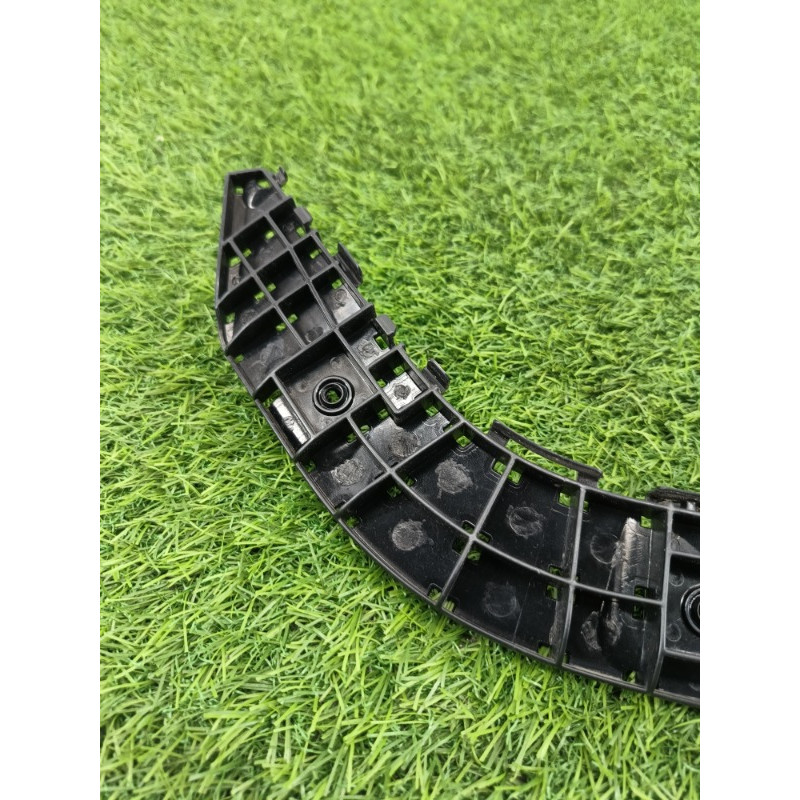 Крепление бампера (кузов и элементы) Subaru Forester SK 2020 2.5 57707sj320