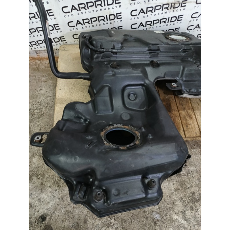 Топливный бак (топливная система) AUDI A6 C7 2011 2.0 tdi 4g0201021p