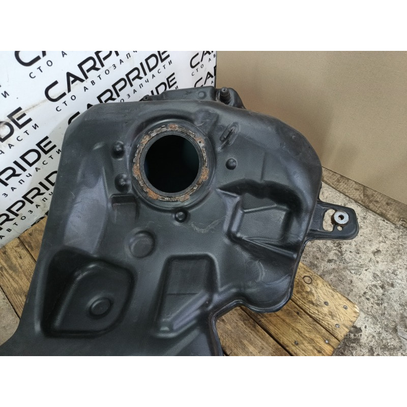 Топливный бак (топливная система) AUDI A6 C7 2011 2.0 tdi 4g0201021p