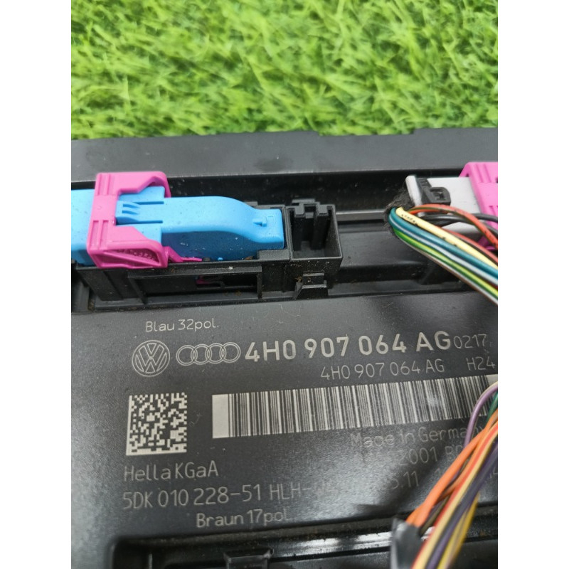Блок комфорта (электрика / блок управления) AUDI A6 C7 2011 2.0 tdi 4H0907064AG