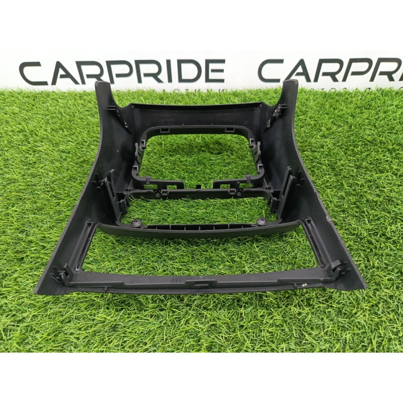 Накладка центральной консоли (салон) AUDI A6 C7 2011 2.0 tdi 4g0864376a