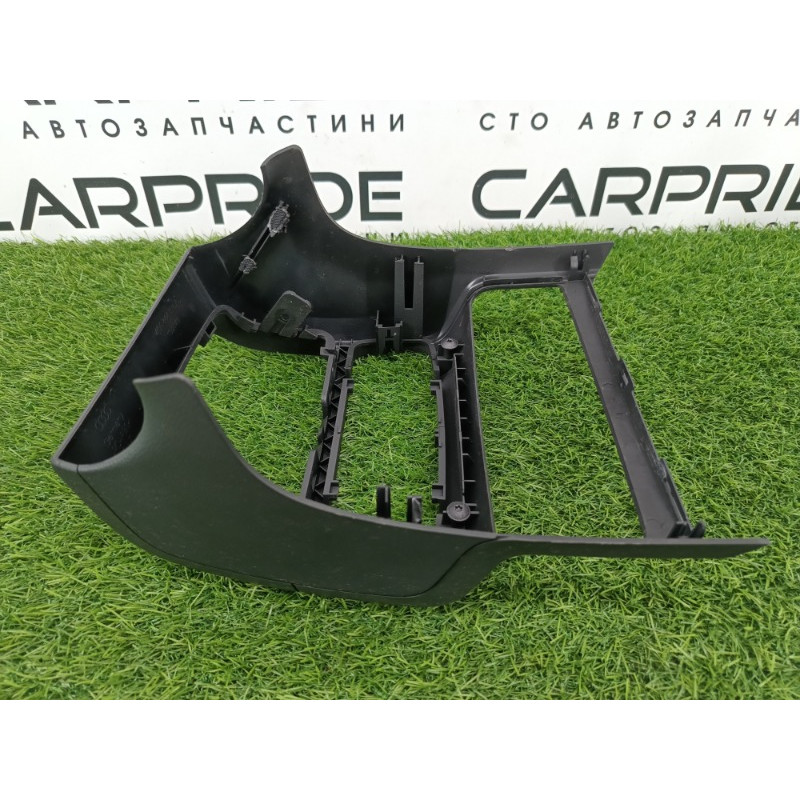 Накладка центральной консоли (салон) AUDI A6 C7 2011 2.0 tdi 4g0864376a