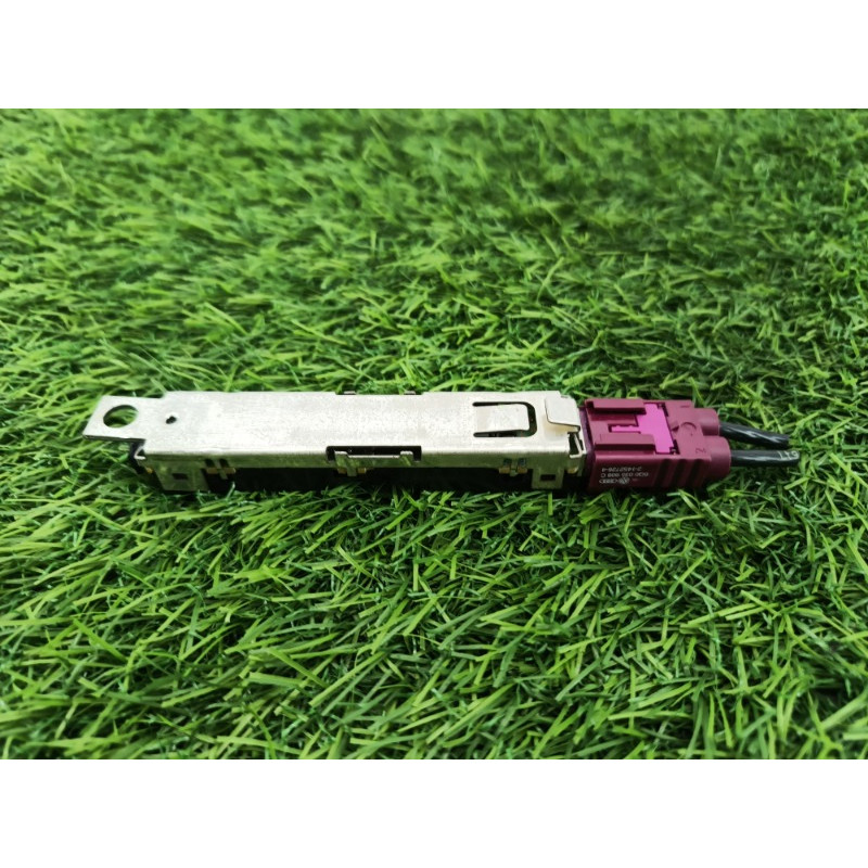 Усилитель антенны (электрика) AUDI A6 C7 2011 2.0 tdi 4g5035225