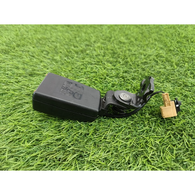 Замок ремня безопасности (airbag/безопасность) AUDI A6 C7 2011 2.0 tdi 4g0857740a