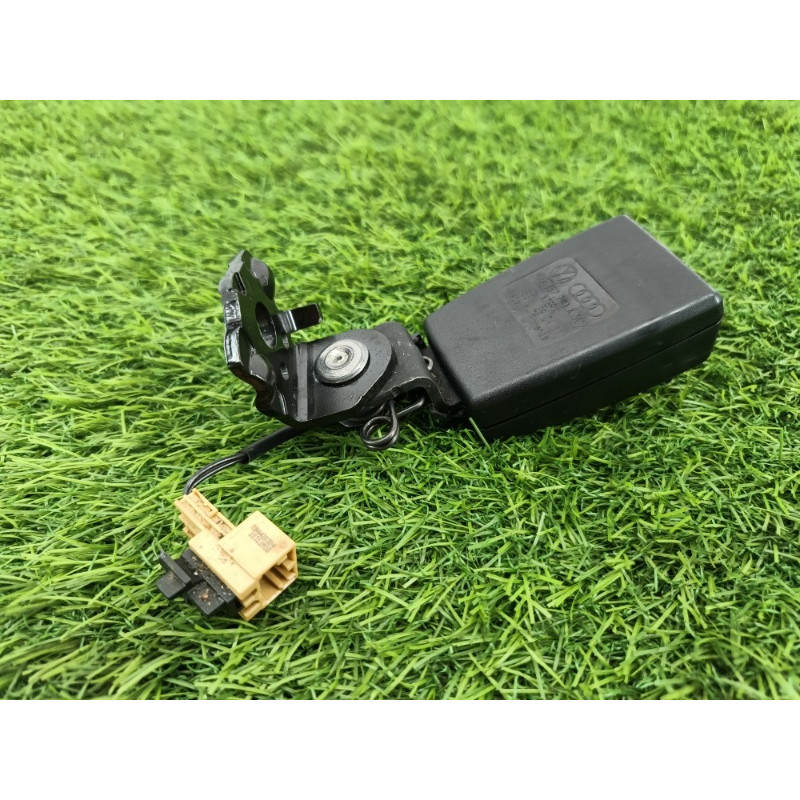 Замок ремня безопасности (airbag/безопасность) AUDI A6 C7 2011 2.0 tdi 4g0857740a