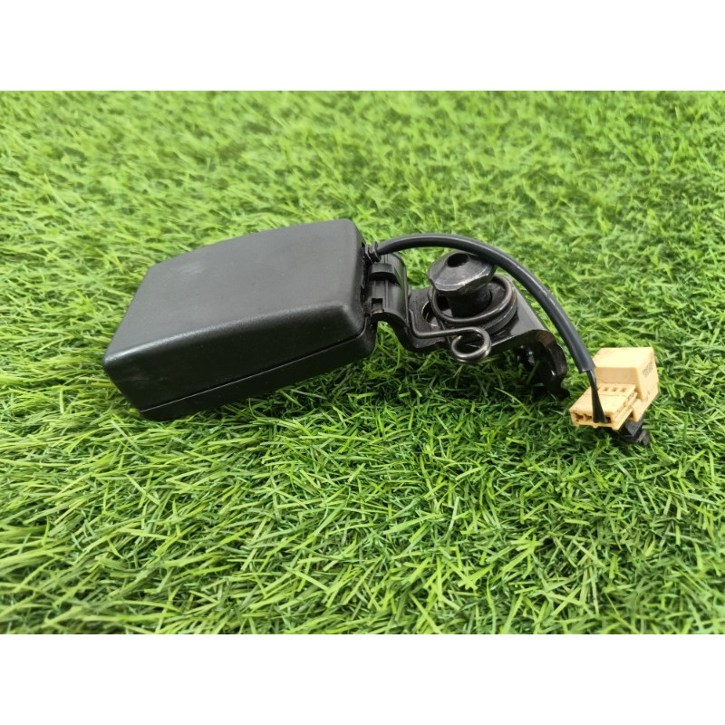 Замок ремня безопасности (airbag/безопасность) AUDI A6 C7 2011 2.0 tdi 4g0857740a