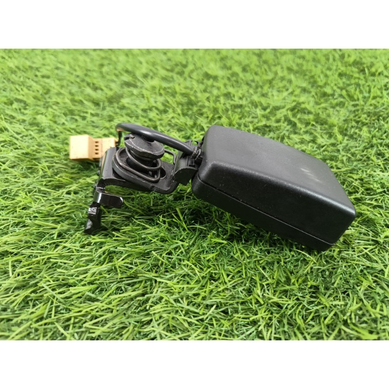 Замок ремня безопасности (airbag/безопасность) AUDI A6 C7 2011 2.0 tdi 4g0857740a