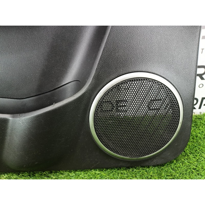 Дверная карта (салон) Chevrolet Captiva C140 2011 2.2 D (z22d1) 96441173