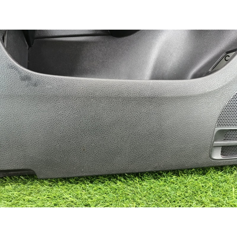 Дверная карта (салон) Volkswagen Jetta A6 5c7867011