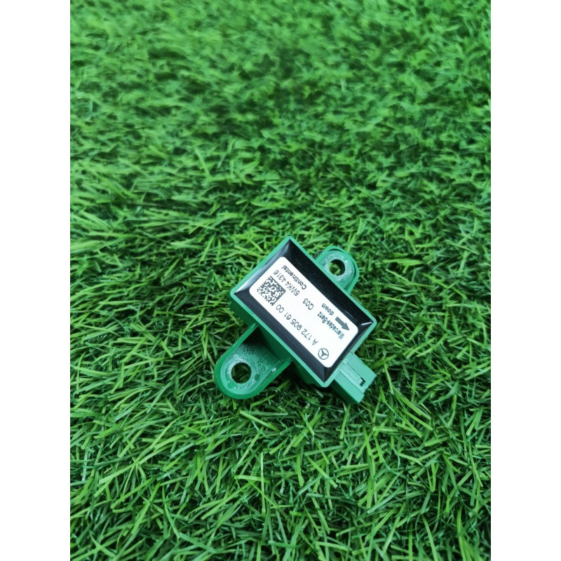 Датчик удара (электрика / датчики) Mercedes-Benz E-class w212 2013 2.2 CDI a1729056100