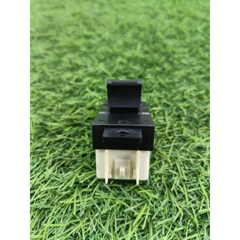 Кнопка стеклоподъемника (электрика / кнопки) Chevrolet Captiva C140 2011 2.2 D (z22d1) 96628545