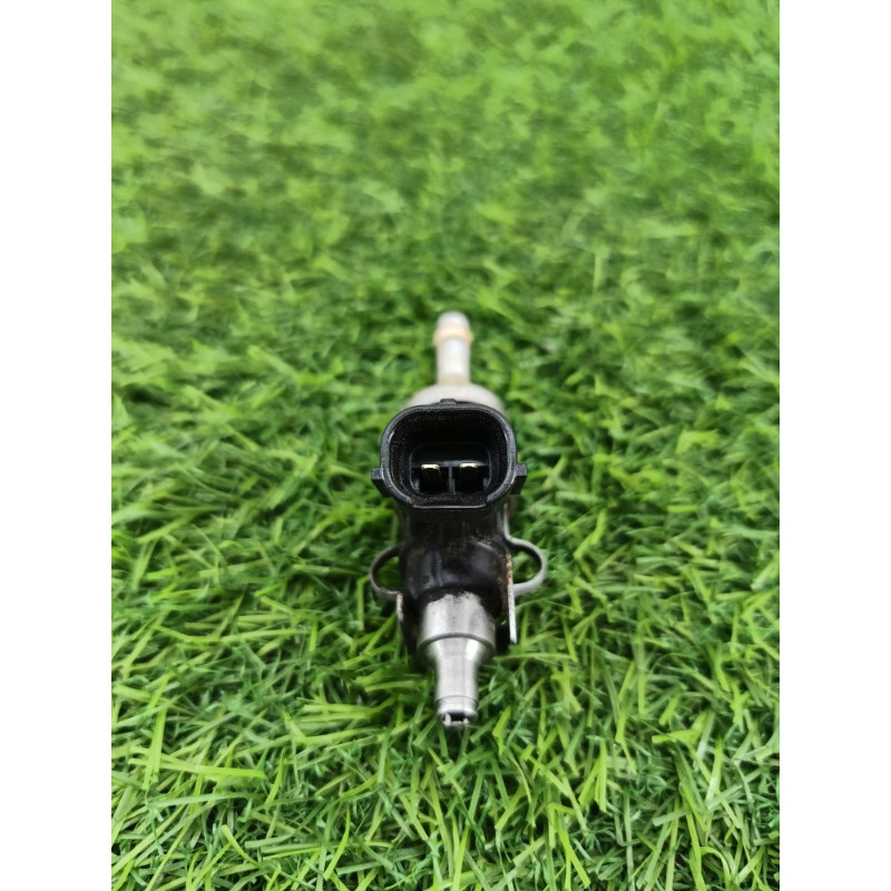 Форсунка топливная (топливная система) Subaru Forester SK 2020 2.5 16611AB030