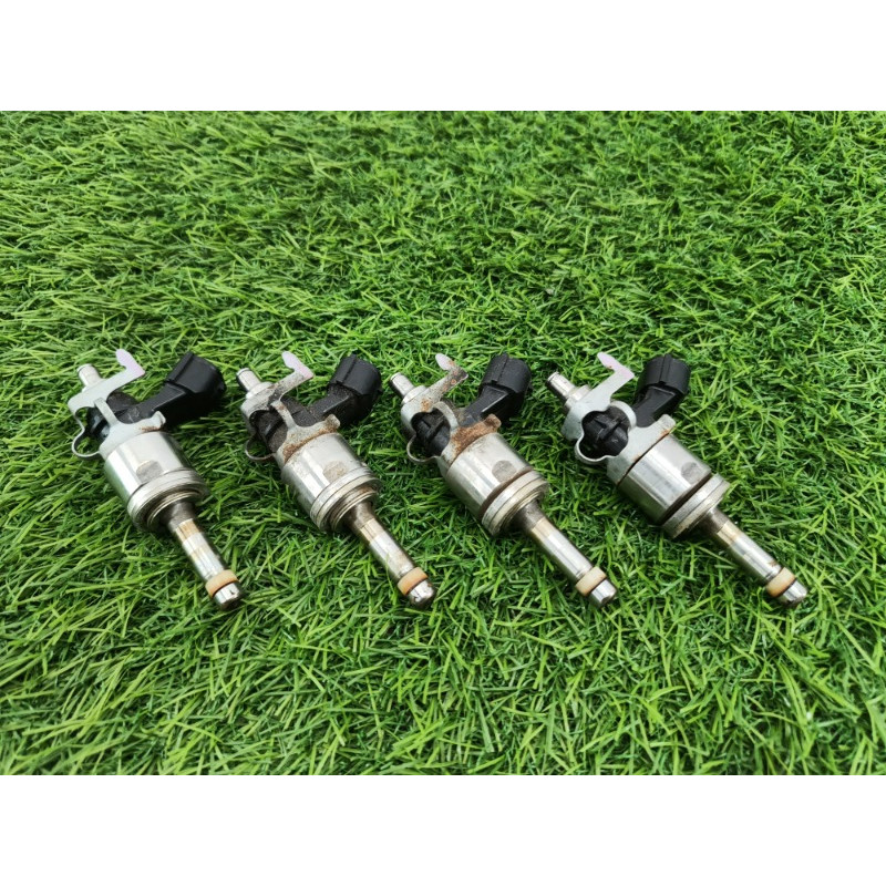 Форсунка топливная (топливная система) Subaru Forester SK 2020 2.5 16611AB030