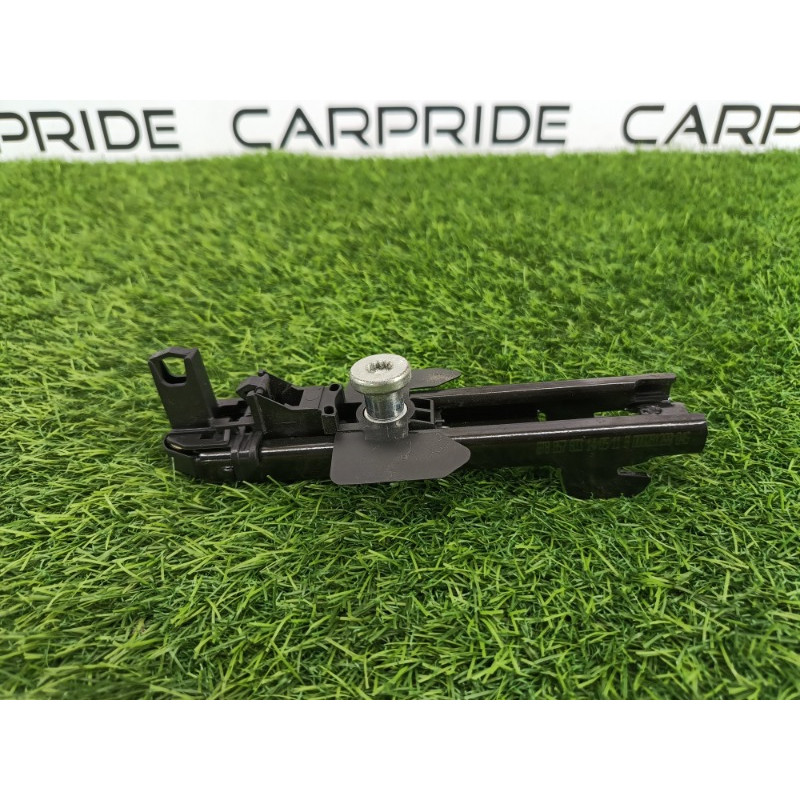 Кронштейн ремня безопасности (салон) AUDI A6 C7 2011 2.0 tdi 8t8857833