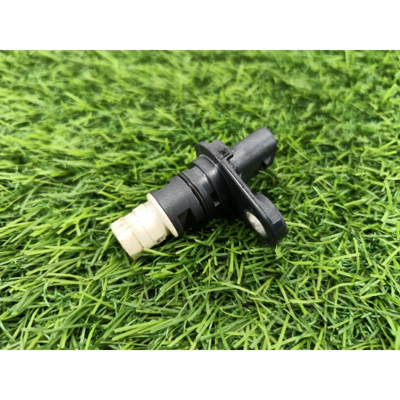 Датчик положения коленвала (электрика двигателя) Subaru Forester SK 2020 2.5 22053AA120