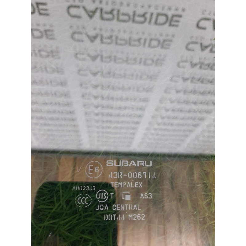 Стекло (кузов и элементы) Subaru Forester SJ 62011SG020